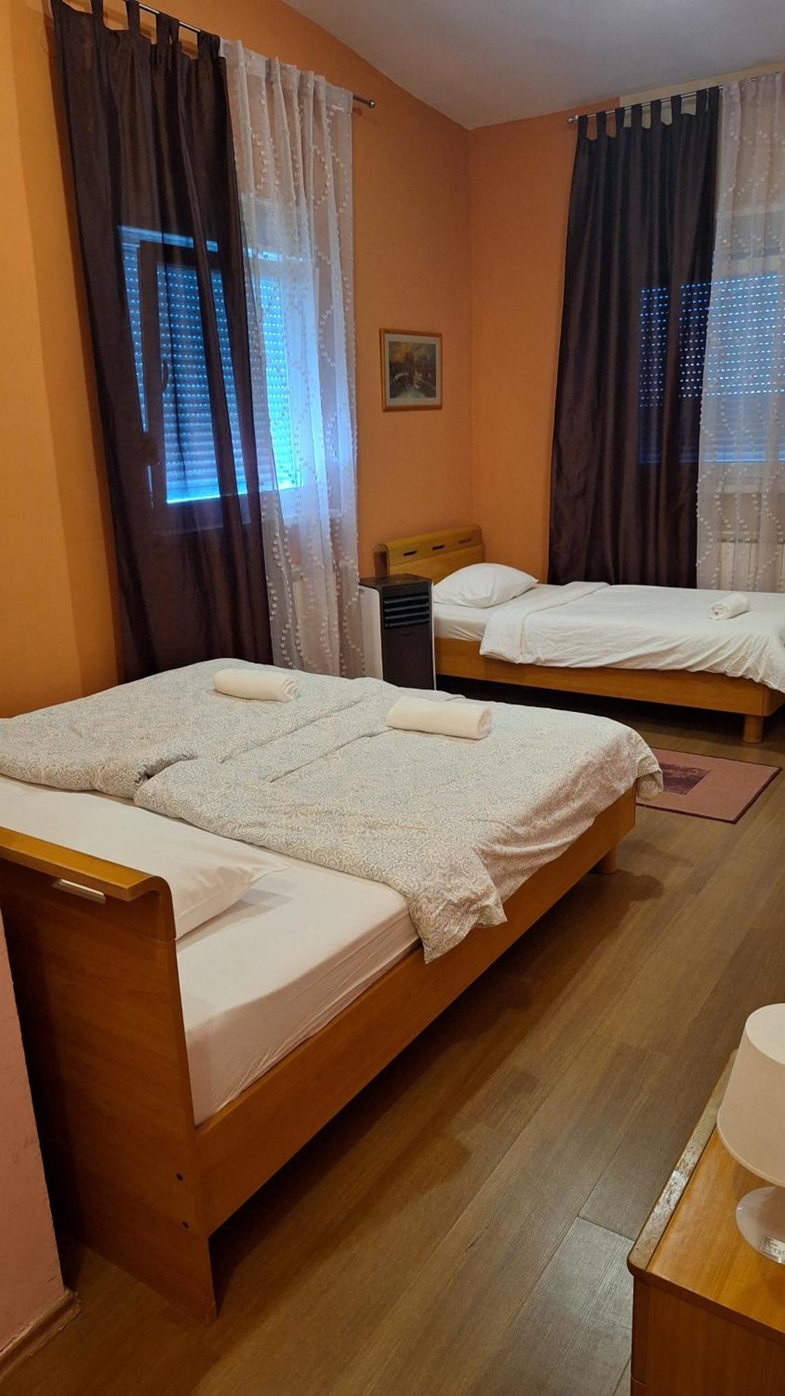 Guest House Sv. Nikola Dugo Selo 外观 照片