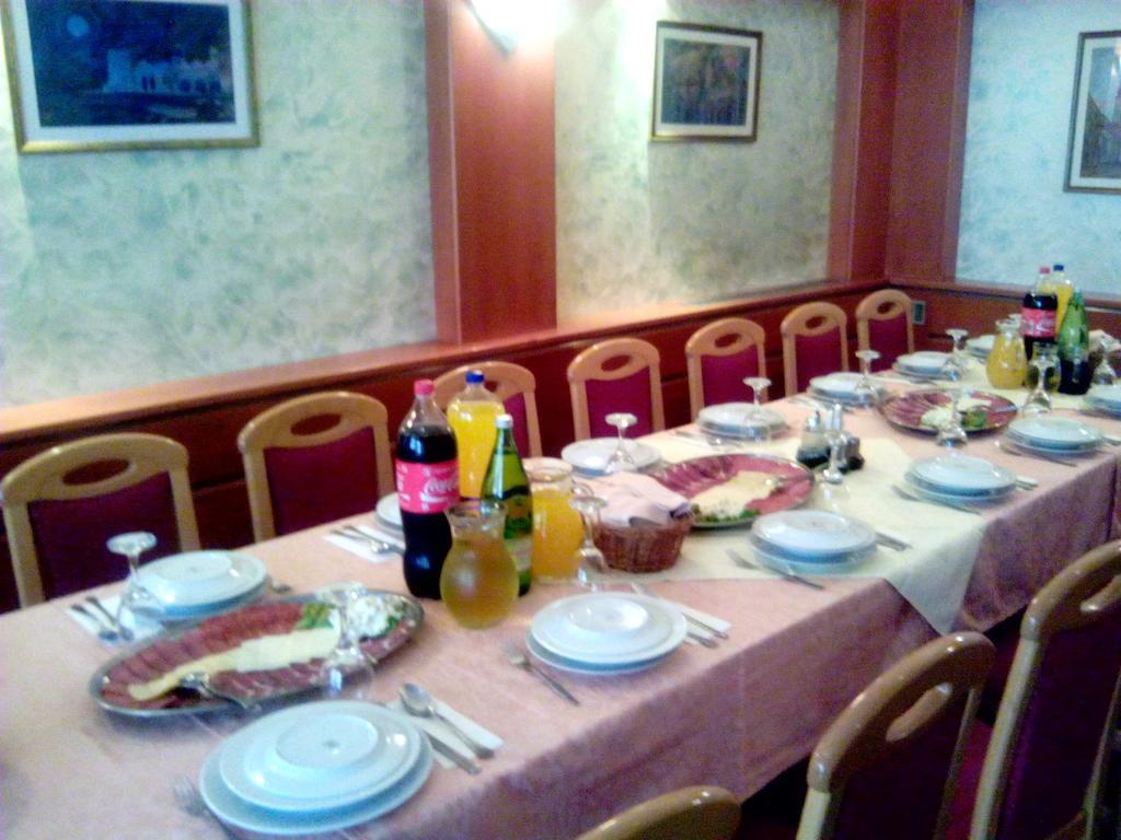 Guest House Sv. Nikola Dugo Selo 外观 照片