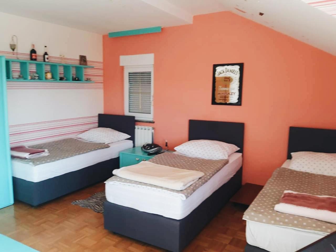 Guest House Sv. Nikola Dugo Selo 外观 照片