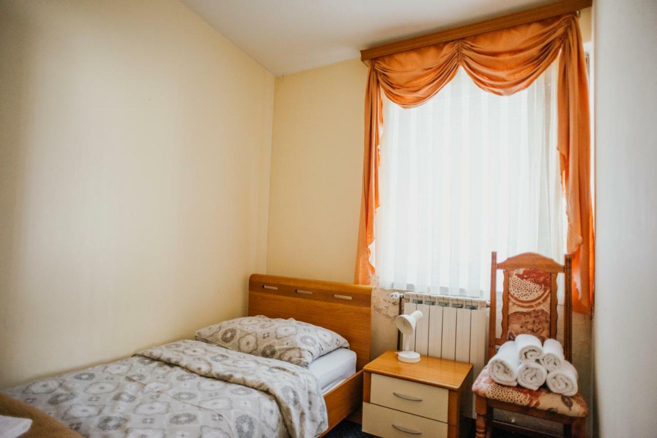 Guest House Sv. Nikola Dugo Selo 外观 照片